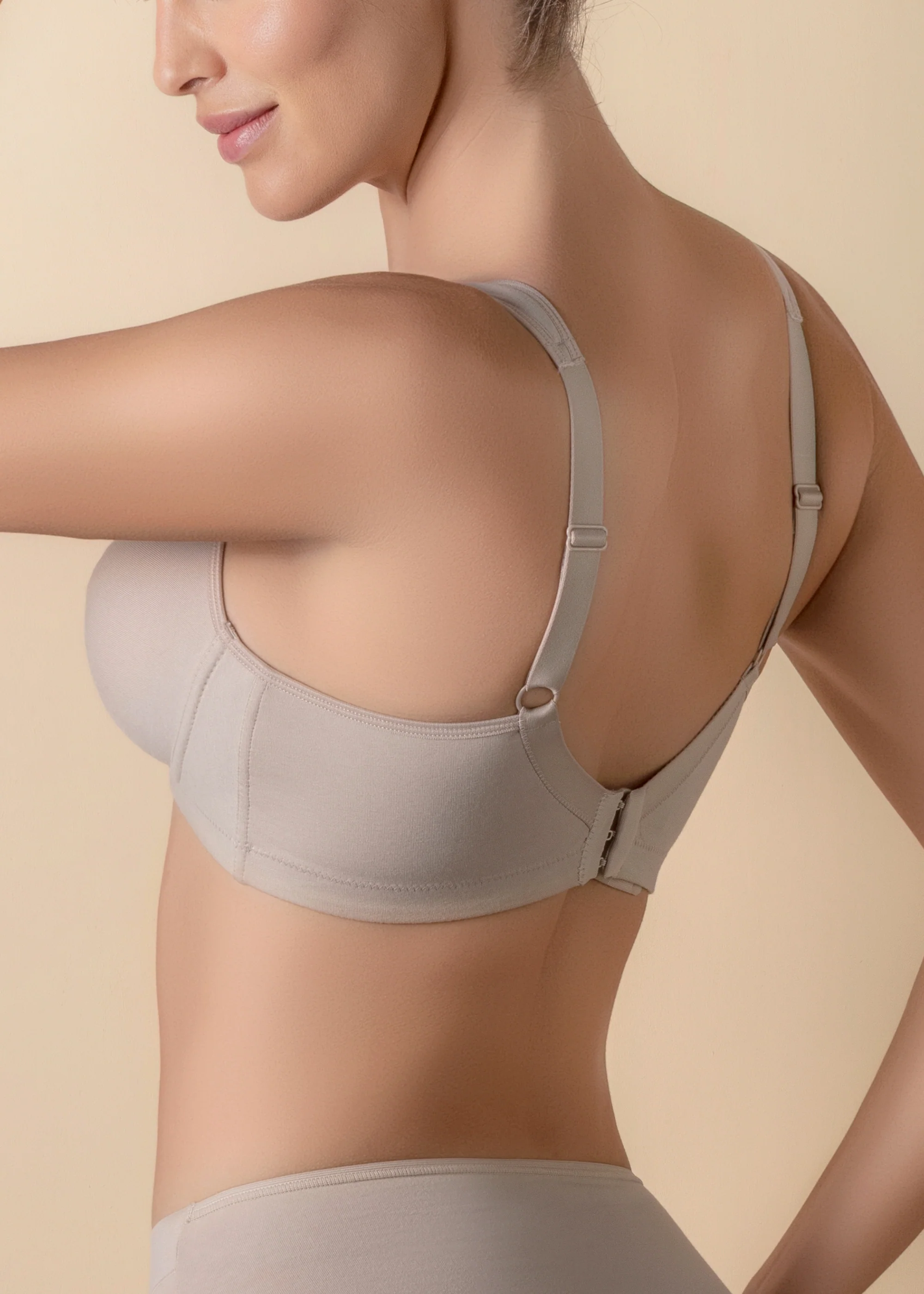 Reggiseno in cotone elasticizzato senza ferretto e senza imbottitura con spalline larghe comfort - Image 4
